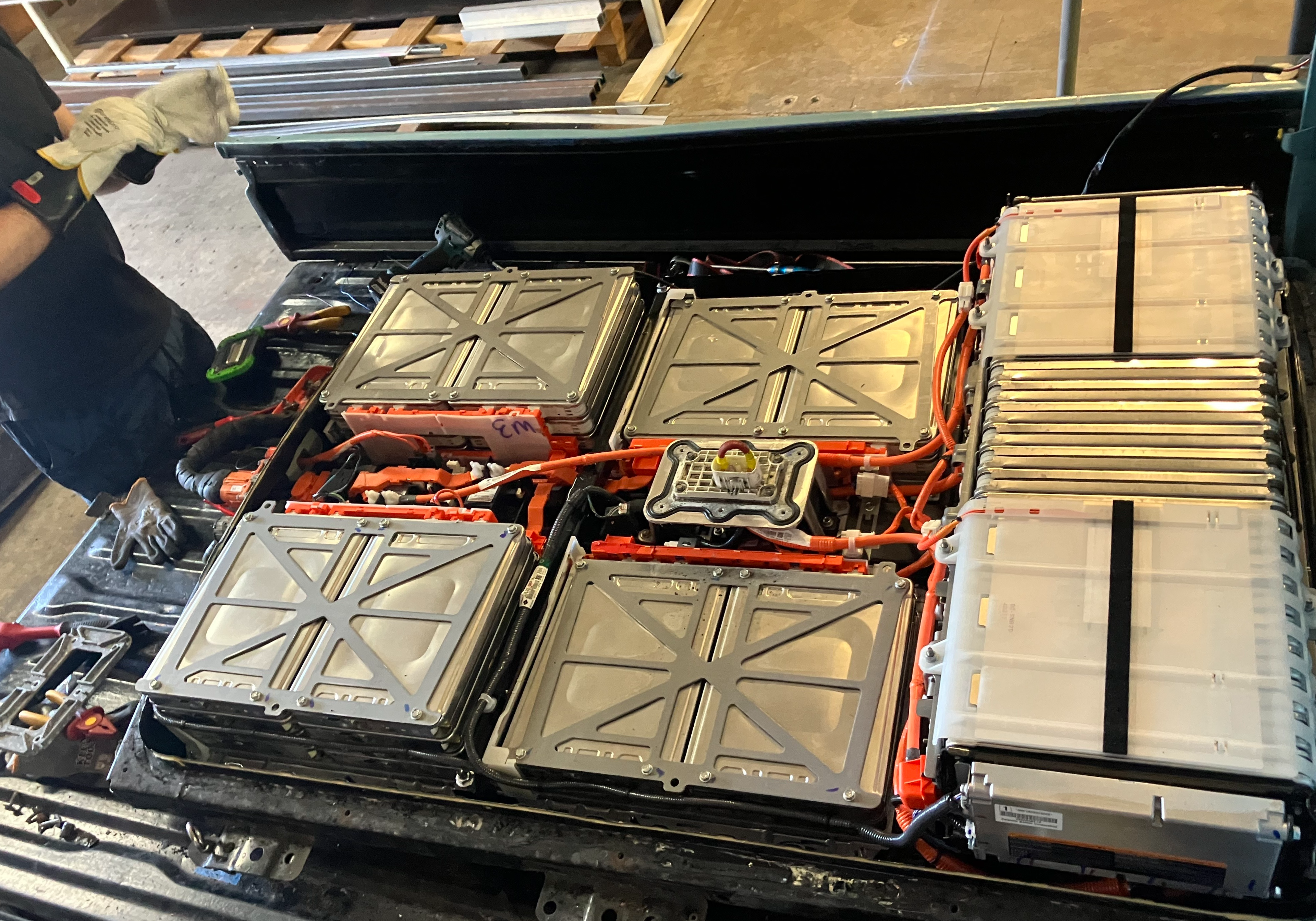 28.8 kWh Lithium-Ion Battery